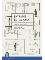 EXTRAÑOS EN LA CASA