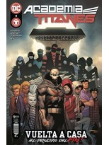 ACADEMIA TITANES NÚM. 04