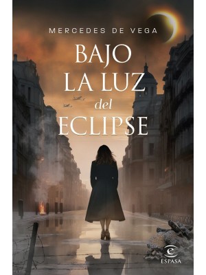 BAJO LA LUZ DEL ECLIPSE