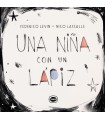 NIÑA CON UN LÁPIZ, UNA