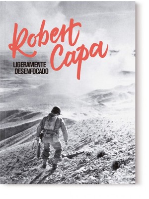 LIGERAMENTE DESENFOCADO.