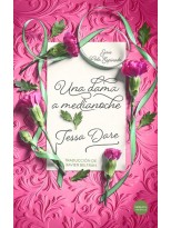 DAMA A MEDIANOCHE, UNA